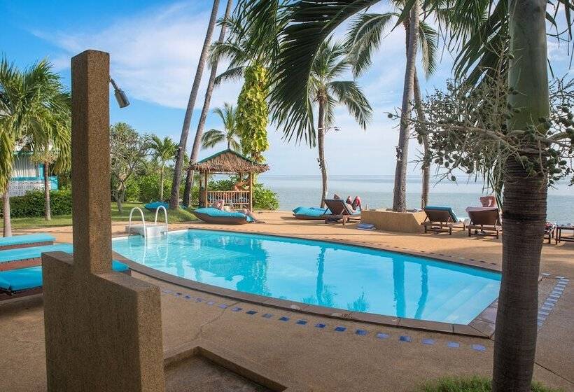 هتل Blu' Beach Bungalows