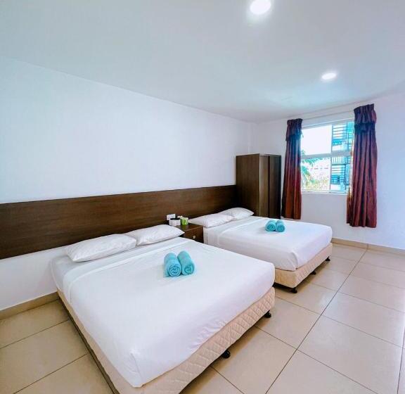 Amzar Motel Cenang