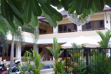 هتل Chaba Garden Resort & Service