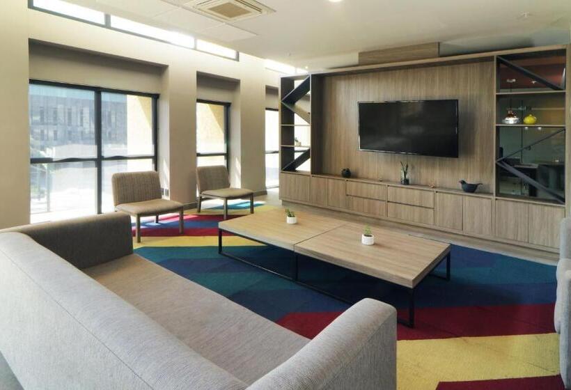 Fotos del hotel City Express Plus Monterrey Galerías:  9