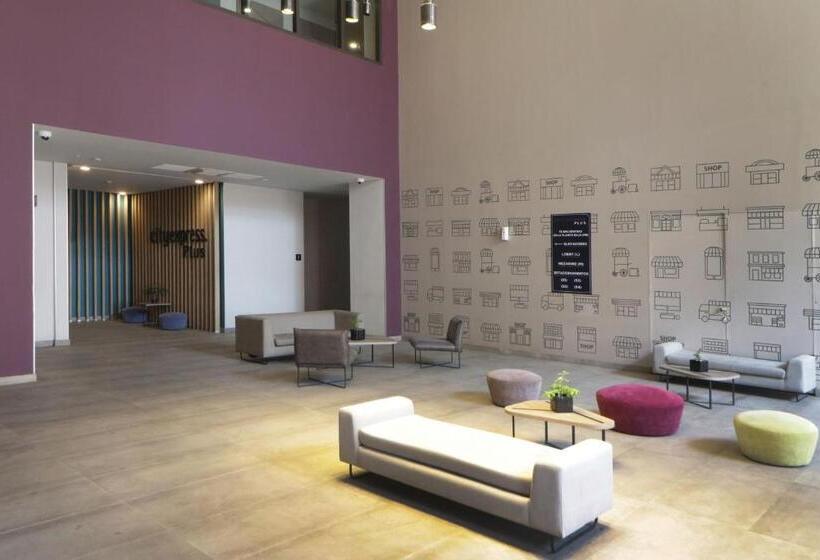 Fotos del hotel City Express Plus Monterrey Galerías:  24