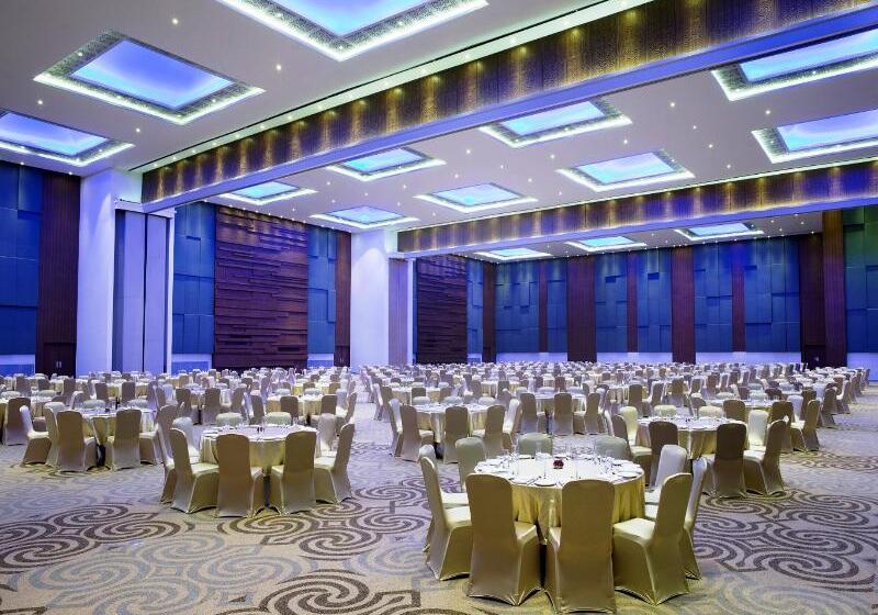 בית מלון כפרי Four Points By Sheraton Makassar