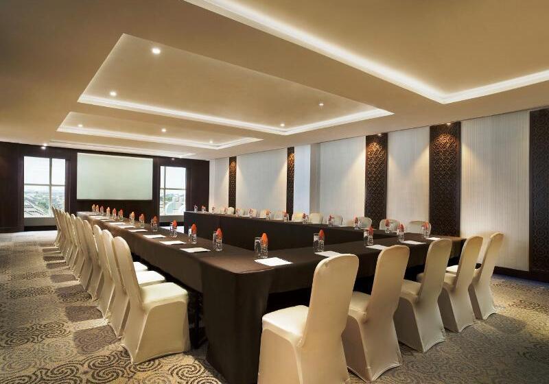 בית מלון כפרי Four Points By Sheraton Makassar