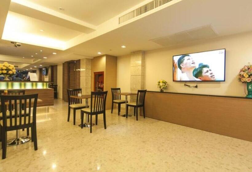 Gateway Hotel Pratunam