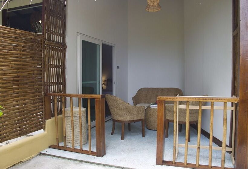 فندق Gecko Lipe Resort