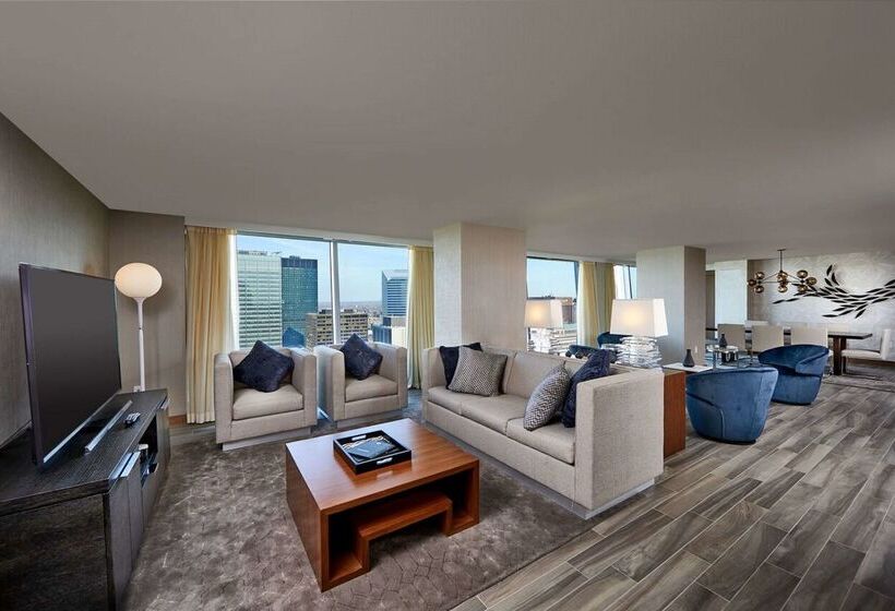 هتل Hilton Cleveland Downtown