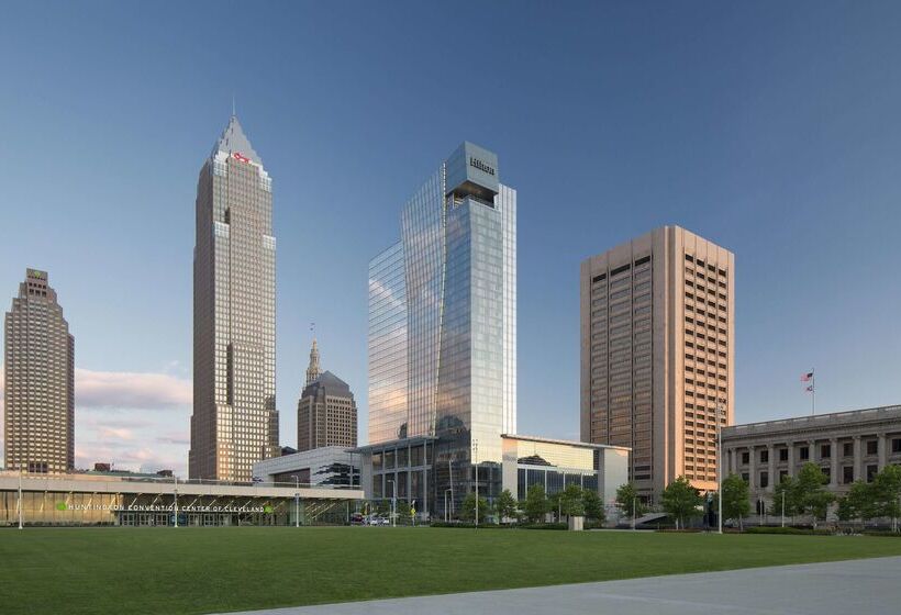 هتل Hilton Cleveland Downtown