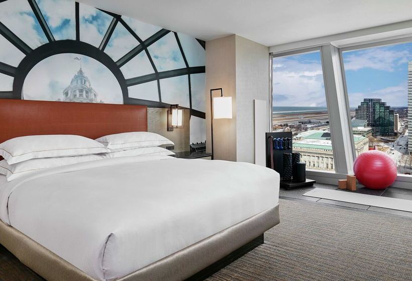 هتل Hilton Cleveland Downtown