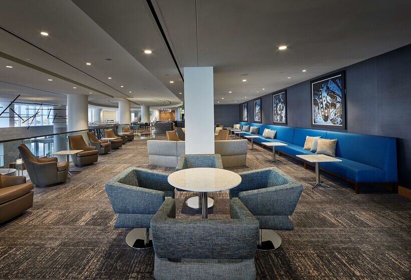 هتل Hilton Cleveland Downtown