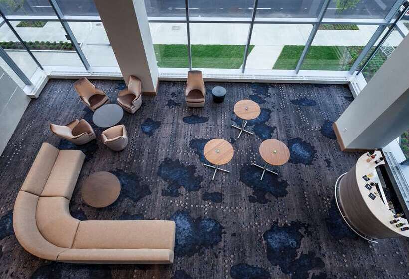 هتل Hilton Cleveland Downtown