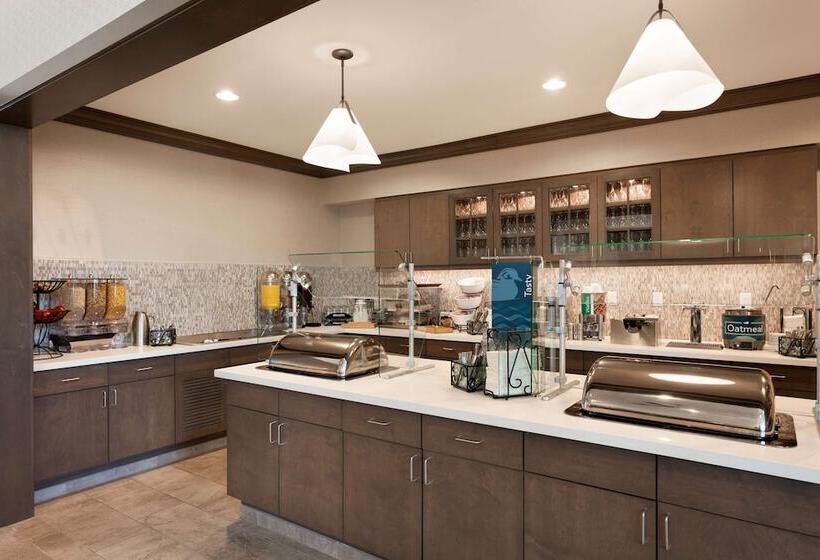 هتل Homewood Suites By Hilton Gateway Hills Nashua