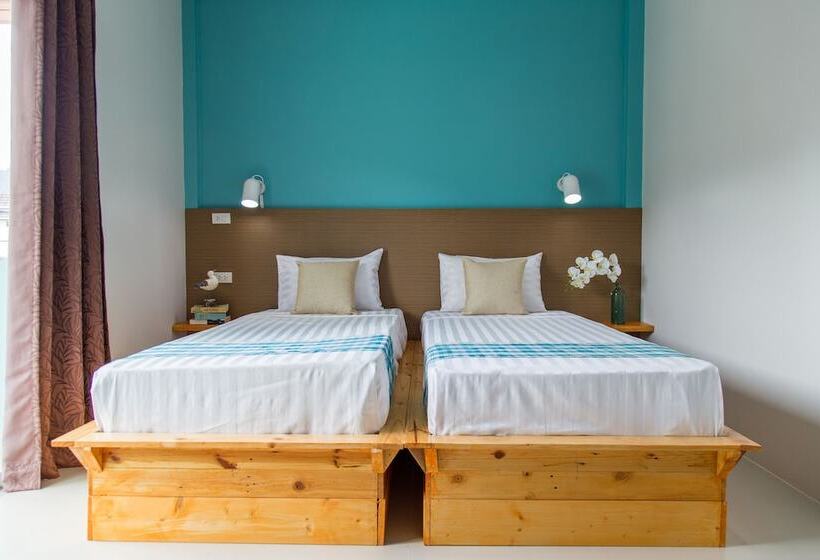 هتل Kamala Beach Residence Sha Extra Plus