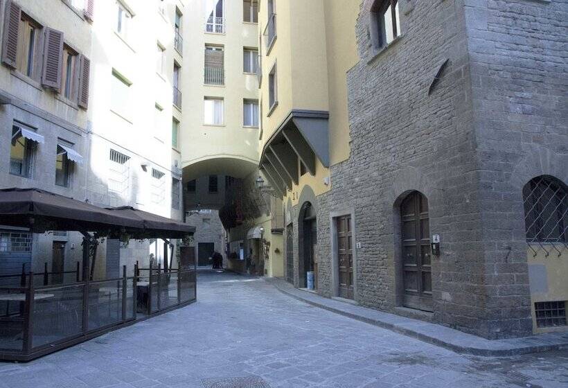 Fotos del hotel La Torre Dei Salterelli:  17