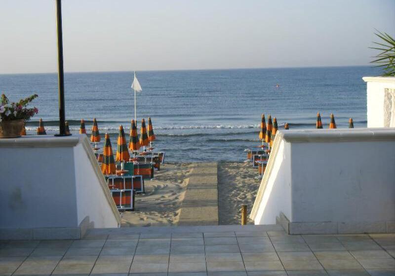 فندق Lido Impero