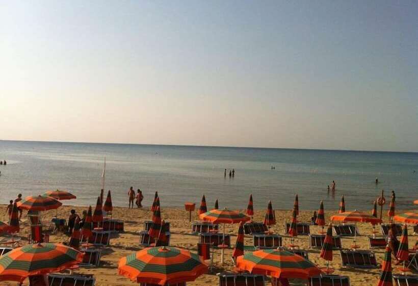 هتل Lido Impero