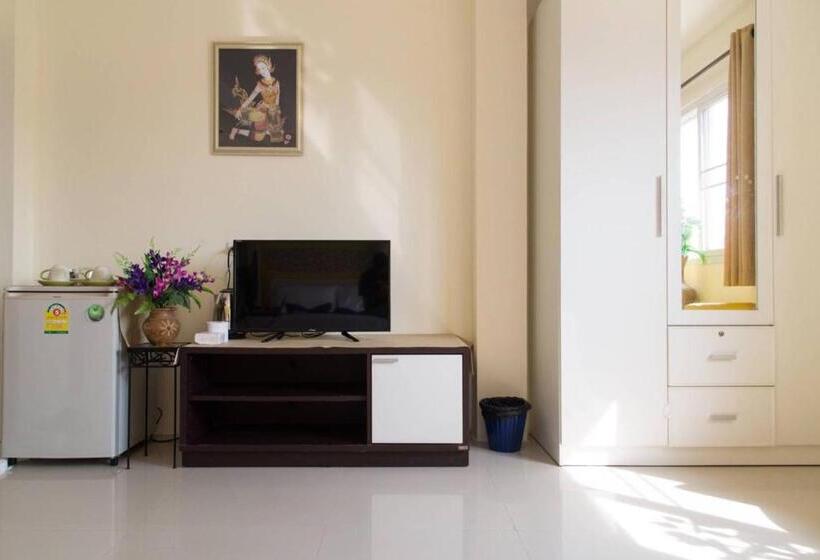 בית מלון כפרי Lotus Suite Hua Hin