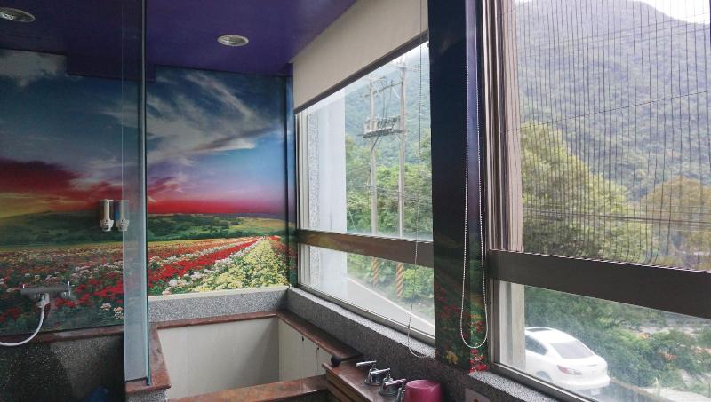 هتل Lovespring House