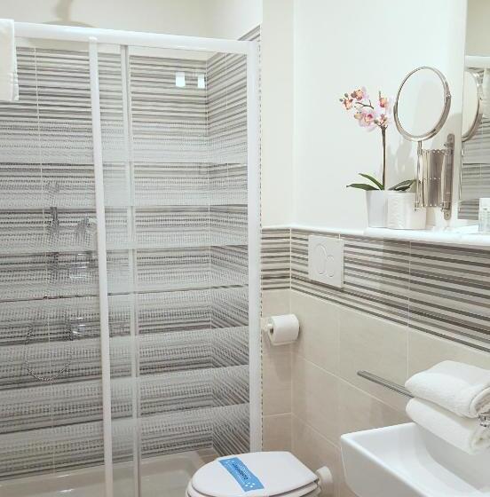 Fotos del hotel Luxor Florence:  36