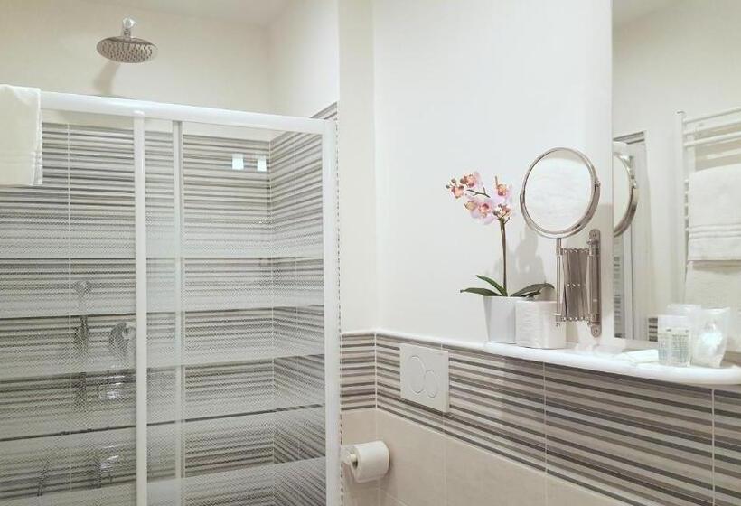 Fotos del hotel Luxor Florence:  40