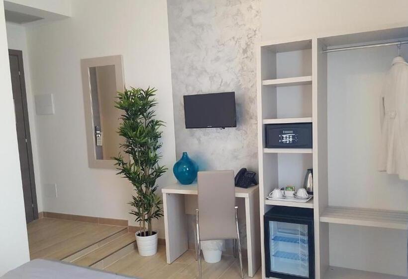 Fotos del hotel Luxor Florence:  44