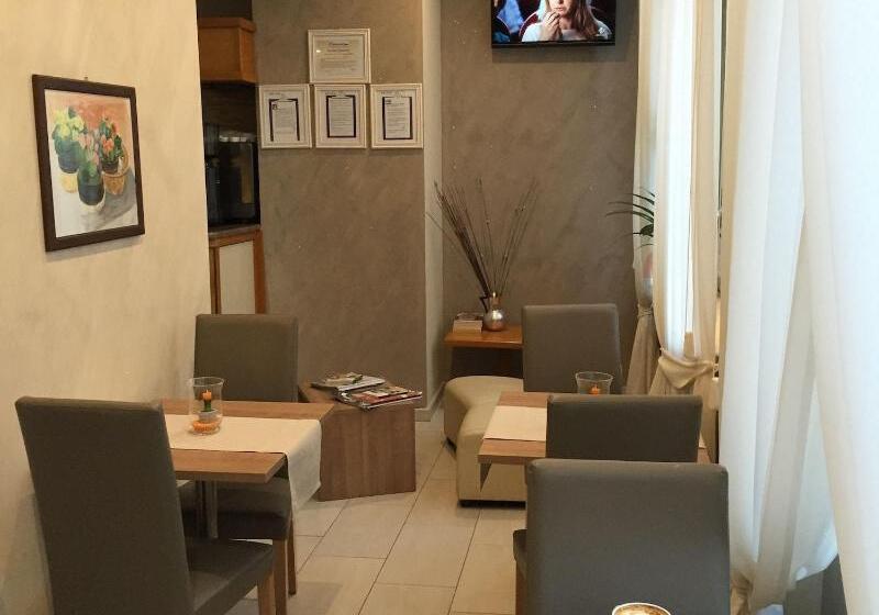 Fotos del hotel Montecarlo:  27