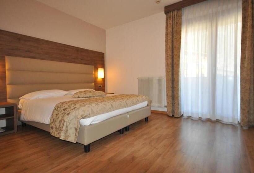 בית מלון כפרי Select