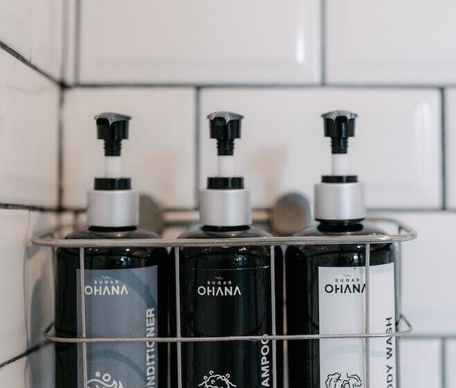 هتل Sugar Ohana Poshtel