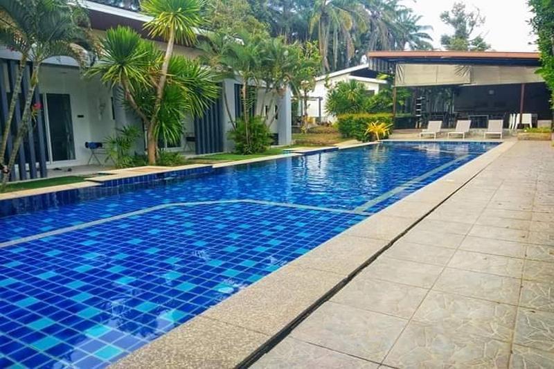 هتل The Fong Krabi Resort
