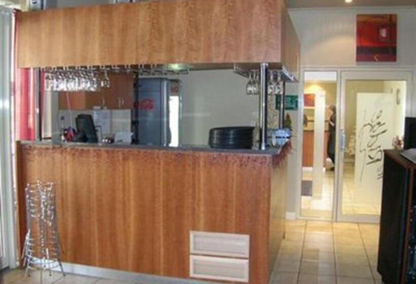فندق على الطريق Collie Ridge Resort