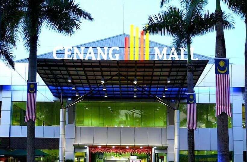 مُتل Shell Out Cenang Beach Resort