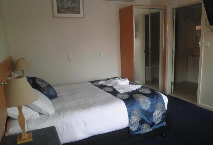 Poet S Recall Motel