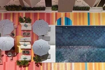 Silathip Huahin Serviced Apartment &