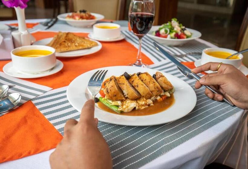 Hotel Bhotekoshi Heli Resort