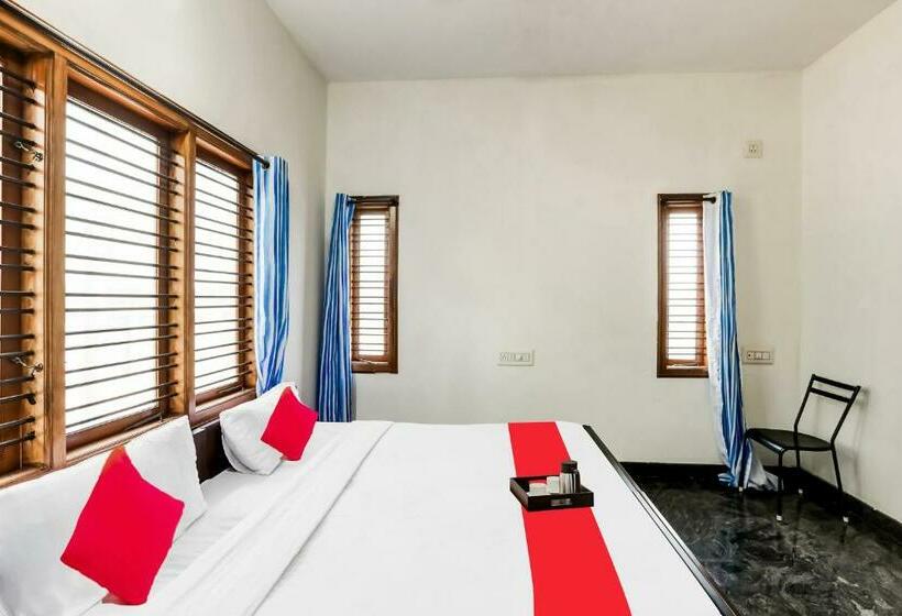 Отель Oyo Pool Villa Premium Home Stay Mysore