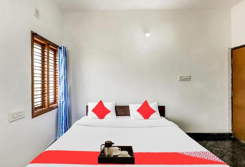 Отель Oyo Pool Villa Premium Home Stay Mysore