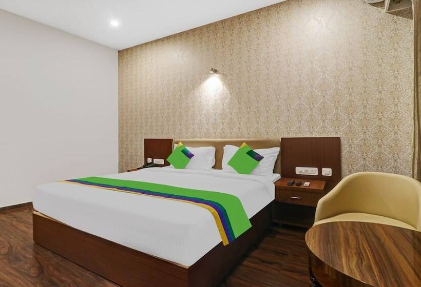Отель Treebo Trend Shri Aprameya Resort
