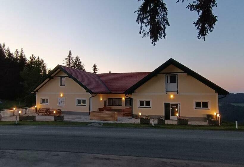 ペンション Gästehaus Hebalm, Family & Friends Auf 900 M2 Wohnfläche Erleben, Alleinnutzung Möglich