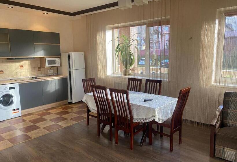 приватна садиба європа