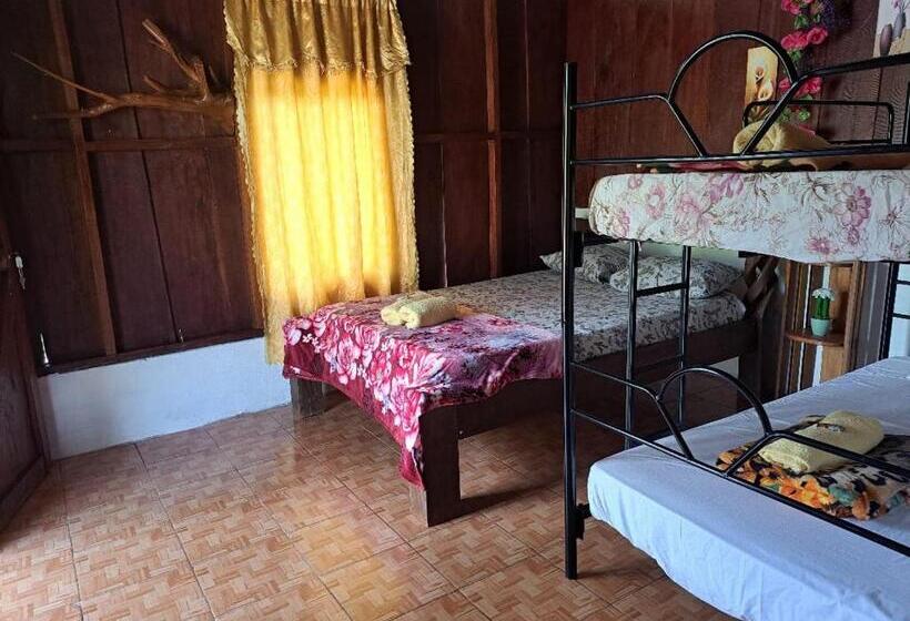 مبيت وإفطار Posada Rio Celeste In