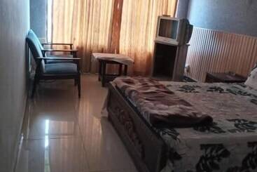 Breeze Hotel Murree