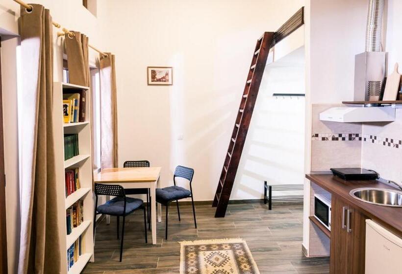 هتل Cider&squash, Grncarska 8, Prnjavor