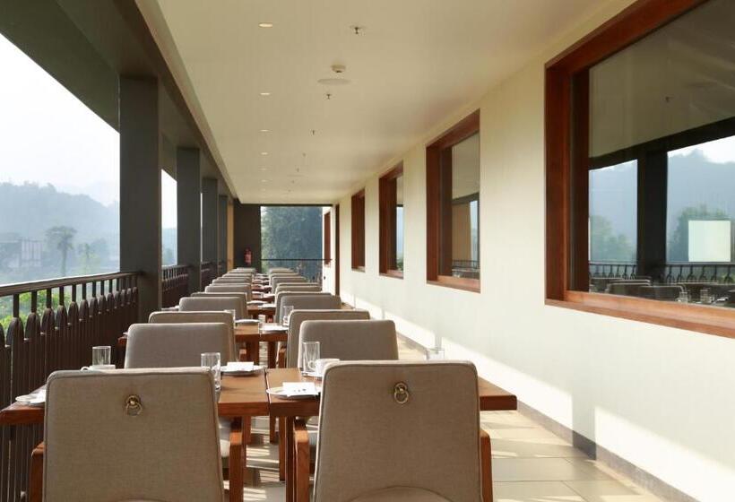 منتجع Club Mahindra Assonora