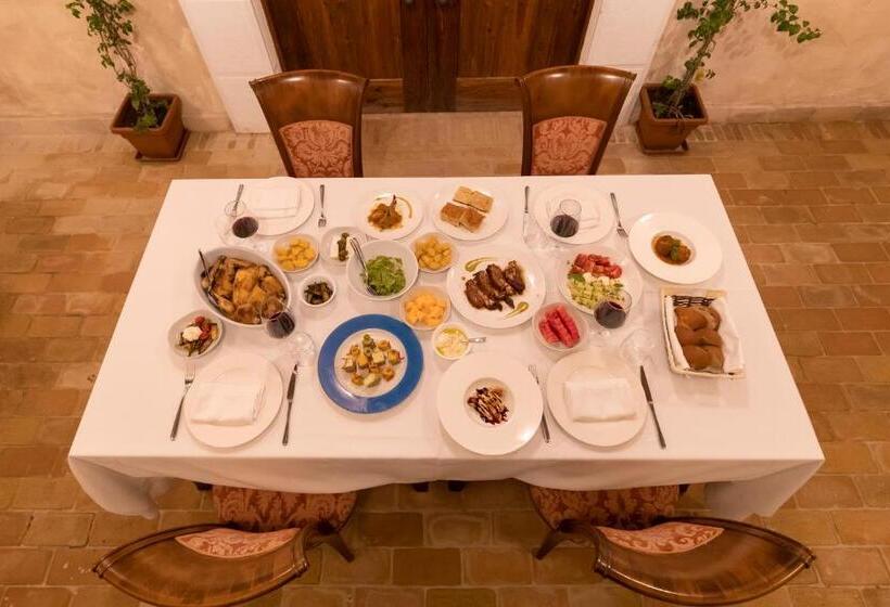 فندق صغير Agroturizem Gjepali