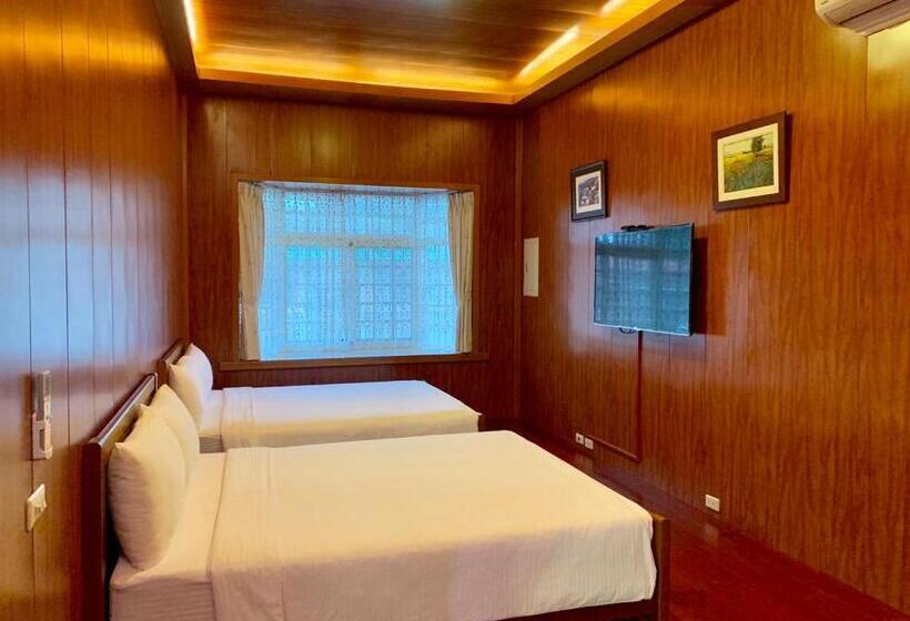 تختخواب و صبحانه 東方雲民宿