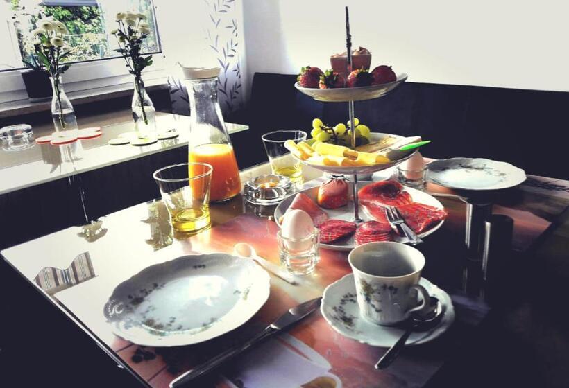 مبيت وإفطار Gästehaus Lifestyle