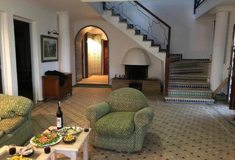 مبيت وإفطار Riad Des Oiseaux