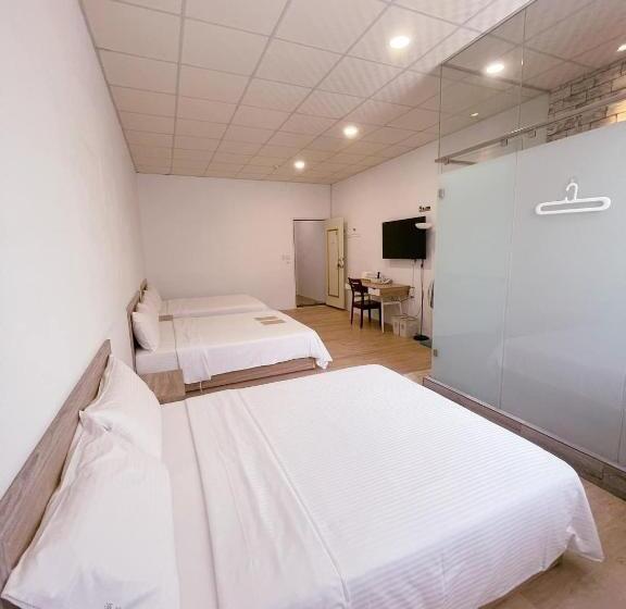 تختخواب و صبحانه Travel Life 源旅生活民宿