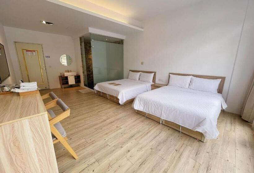 تختخواب و صبحانه Travel Life 源旅生活民宿