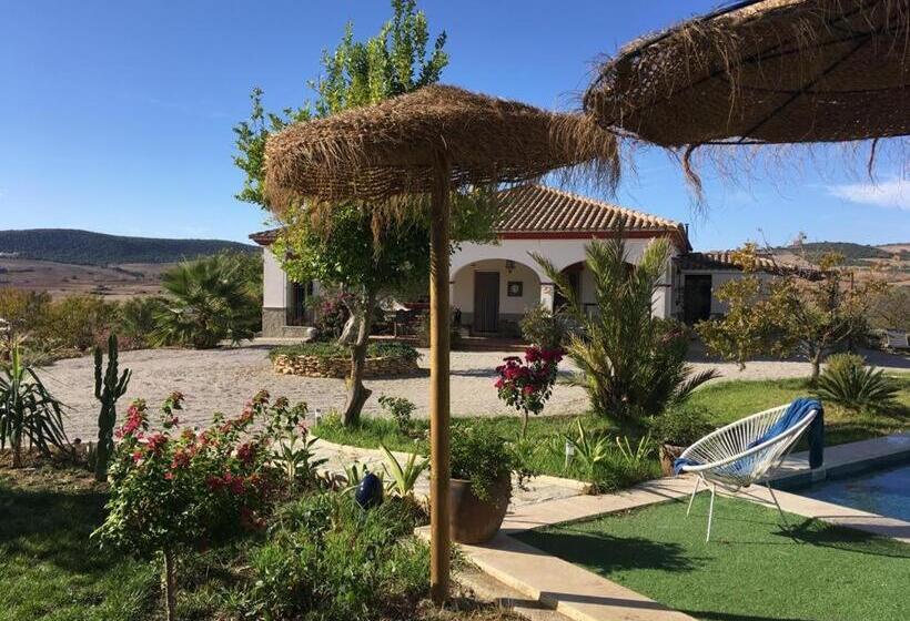 تختخواب و صبحانه Villa Entre Mer Et Montagne