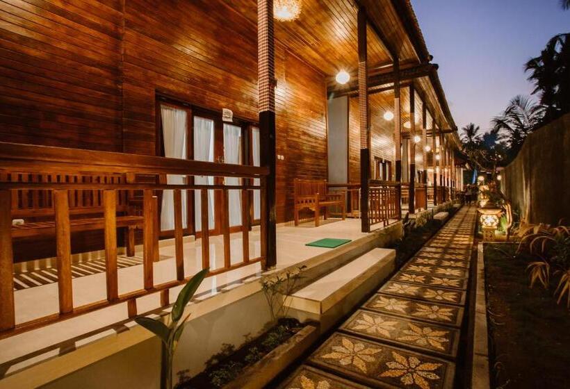 Double D Hostel